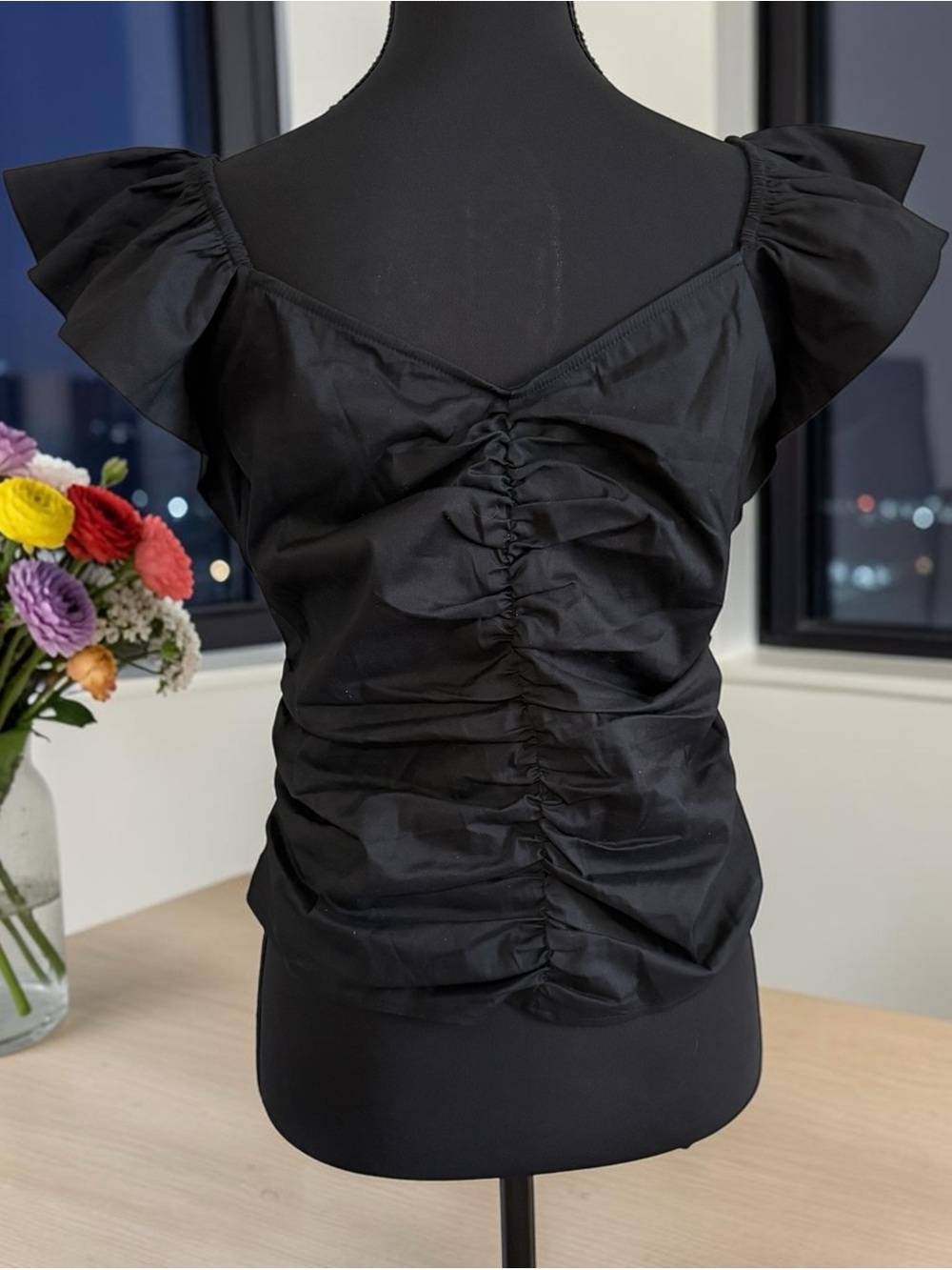 White House Black Market Size 6 Black Ruched Flutter Sleeve Top